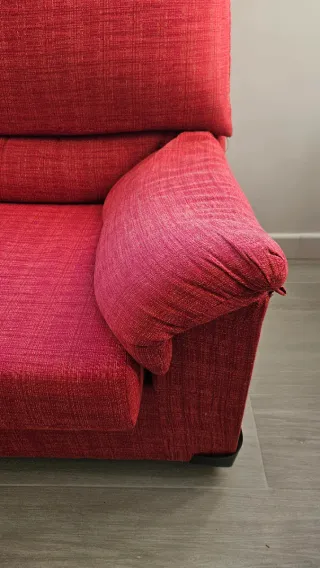 Sofá de 2 plazas en tela rojo