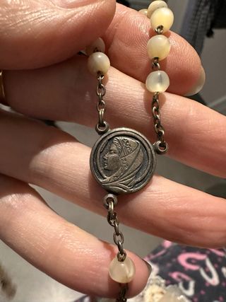 Rosario antiguo de nácar y plata