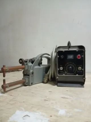 Máquina soldar por puntos Malaguti