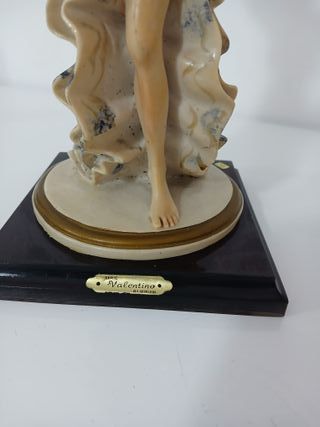 Statua Valentino La Gitana Miriam