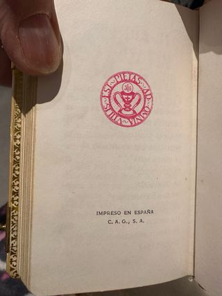 Libro de Comunión Antiguo Dorado