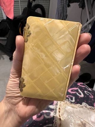 Libro de Comunión Antiguo Dorado