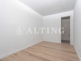 Oficina en venta en La Maternitat i Sant Ramon en Barcelona