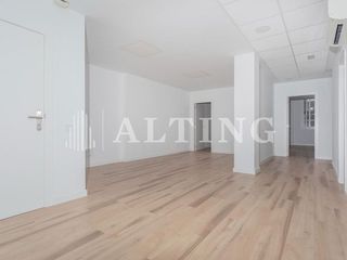 Oficina en venta en La Maternitat i Sant Ramon en Barcelona