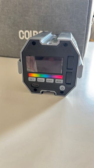 Foco LED COLBOR  CL60R Fotografía