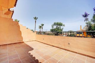 Casa pareada en venta en Calahonda en Mijas