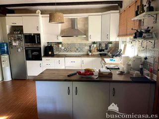 Chalet en venta en Linares