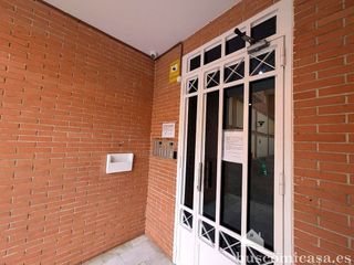 Piso en venta en Linares