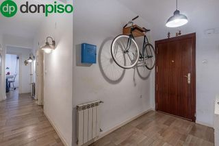 Piso en venta en Camino de Ronda - Rosaleda en Granada