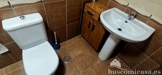 Piso en alquiler en Linares