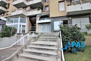 Local comercial en venta en Cuatro Caminos en Santander