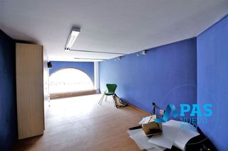 Local comercial en venta en Cuatro Caminos en Santander