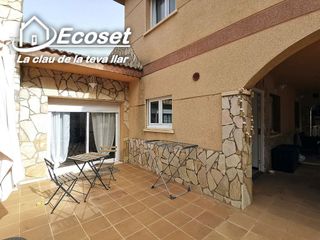 Chalet en venta en Vallirana