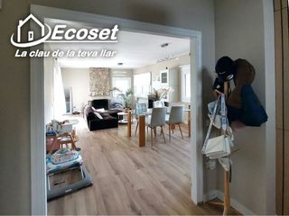 Chalet en venta en Vallirana