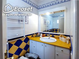 Chalet en venta en Vallirana