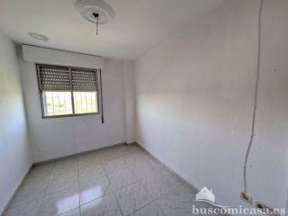 Piso en venta en Linares