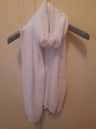 Sciarpa leggera bianca