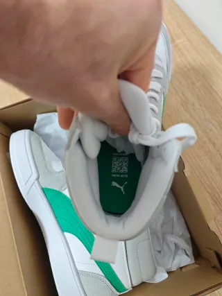 Sneakers Puma taglia 39 nuove