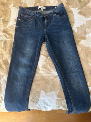 Jeans pitillo Mango azul