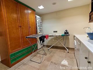 Chalet en venta en Linares