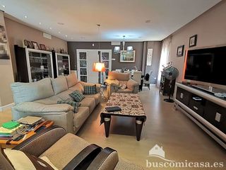 Chalet en venta en Linares