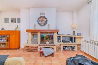 Chalet en venta en Zubia (La)