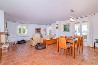 Chalet en venta en Zubia (La)