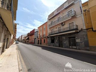 Chalet en venta en Linares