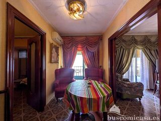 Chalet en venta en Linares