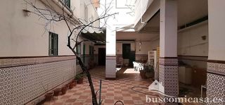 Chalet en venta en Linares