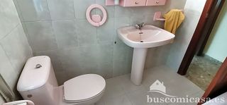 Chalet en venta en Linares