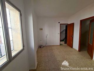 Casa adosada en venta en Andújar