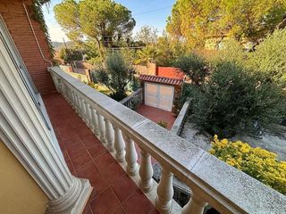 Chalet en venta en Montornès del Vallès