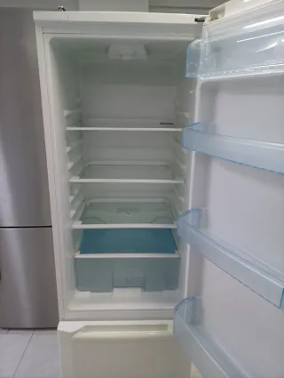 NEVERA MARCA BEKO DE Ancho 55 cm