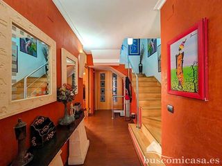 Chalet en venta en Linares