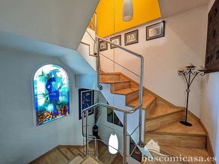 Chalet en venta en Linares