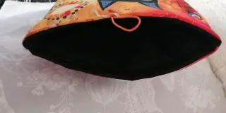 Funda acolchada hecha a mano gato negro