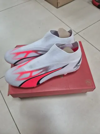 Botas Fútbol Puma Ultra Match + FG/AG