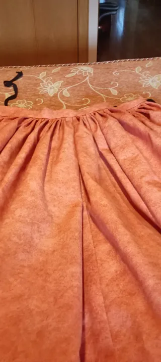 Falda Baturra indumentaria tradicional