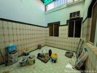 Chalet en venta en Linares