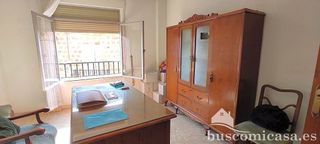 Chalet en venta en Linares