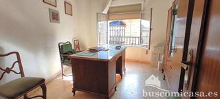 Chalet en venta en Linares