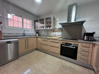 Chalet en venta en Vallirana