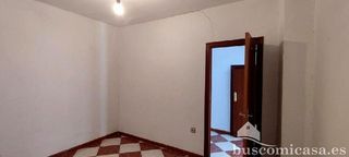 Casa adosada en venta en Jabalquinto