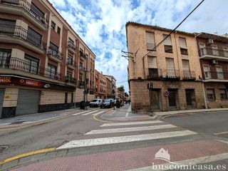 Chalet en venta en Linares