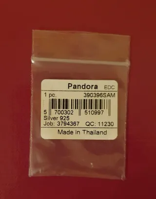 Pandora Charm piedra natal del mes de febrero