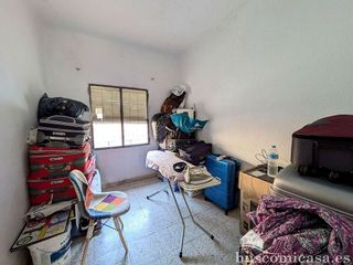 Chalet en venta en Linares