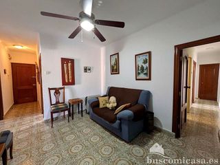 Piso en alquiler en Linares