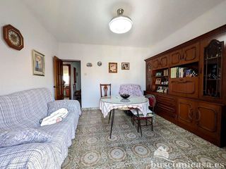 Piso en alquiler en Linares