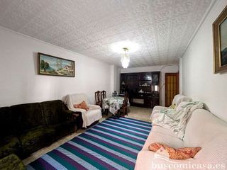 Piso en venta en Linares